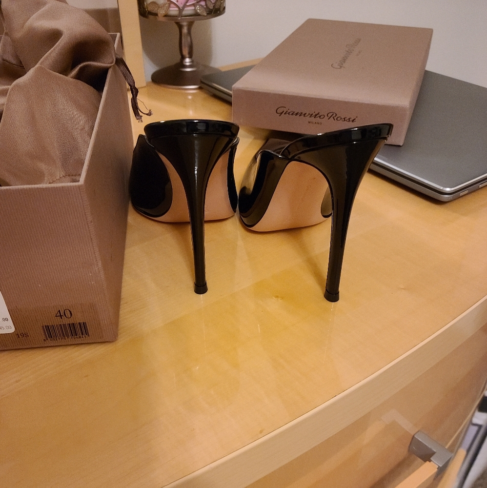 GIANVITO ROSSI BLACK MULES - Brand New w/tag - Picture 4 of 6